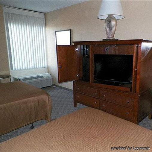 Sunlac Inn Lakota 客房 照片