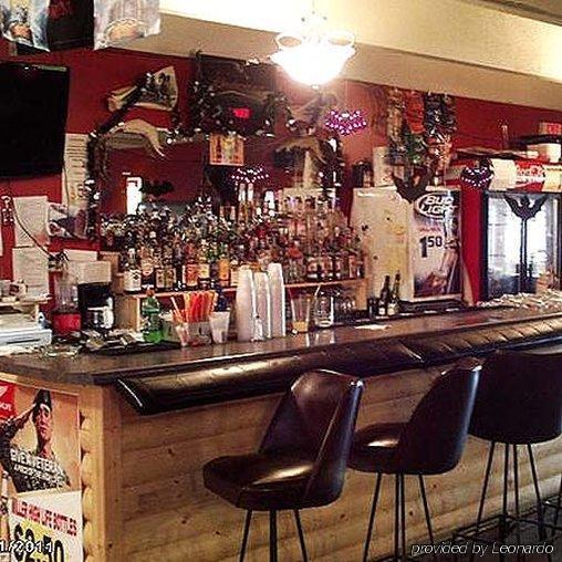 Sunlac Inn Lakota 餐厅 照片