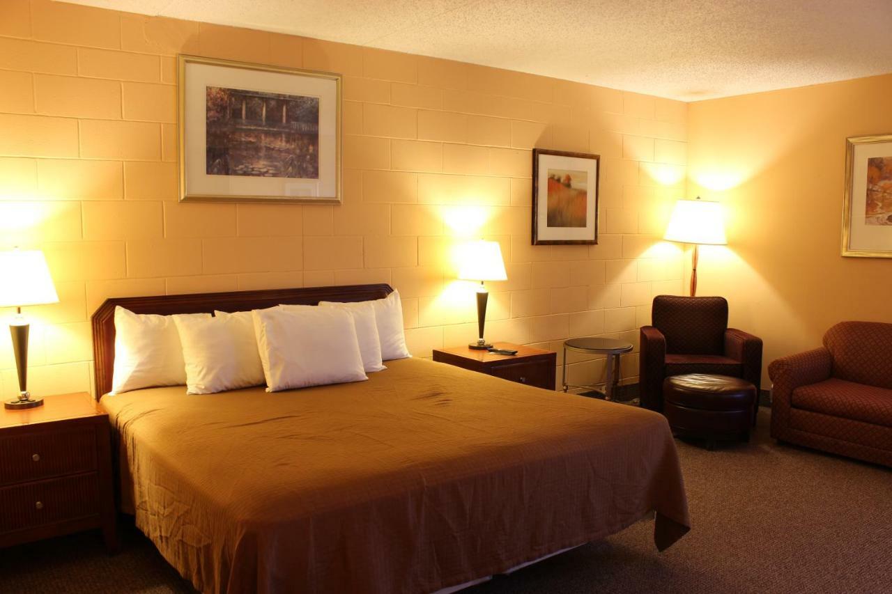 Sunlac Inn Lakota 外观 照片